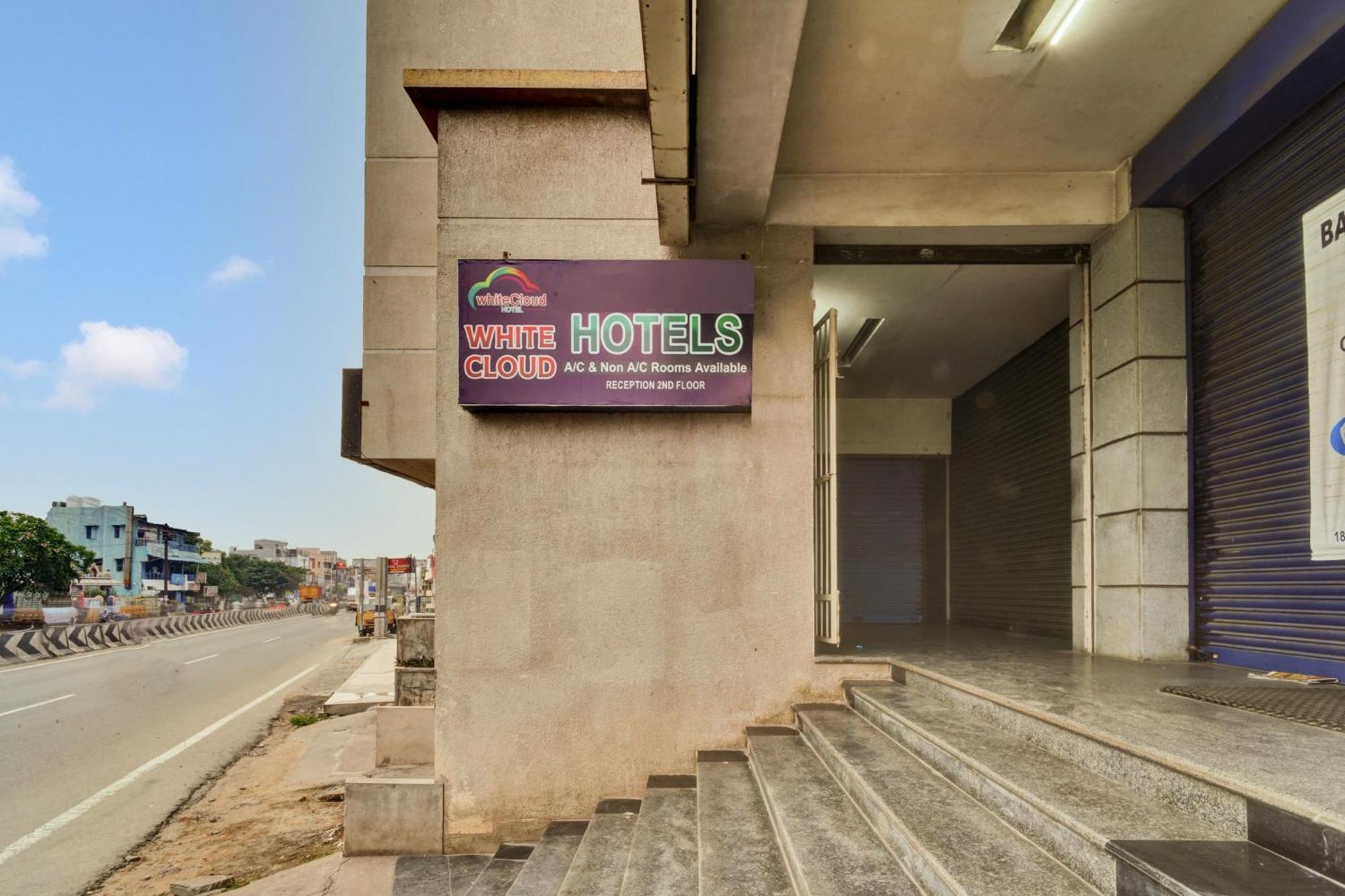 Hotel O Jk Inn Tiruppur Zewnętrze zdjęcie